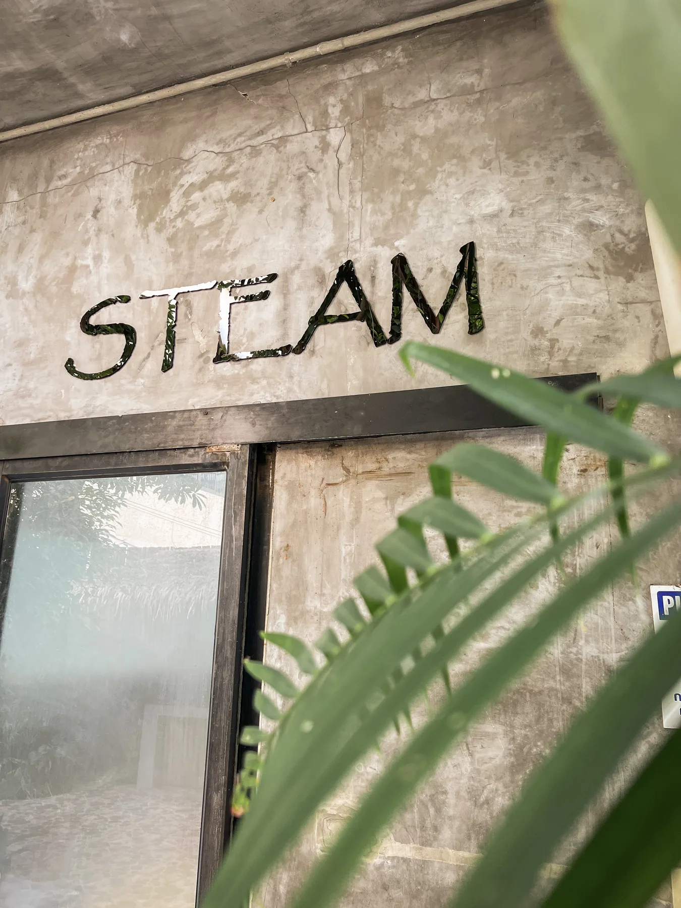 Herbal steam room at Ton Mai Spa